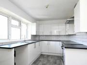 2 Bedroom Flat For Rent In Worthing, West Sussex