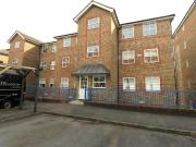 2 bedroom flat for sale