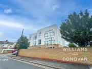 2 bedroom flat for sale