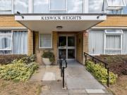 2 bedroom flat for sale