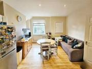 2 bedroom Flat for sale, Brighton Road, Surbiton, KT6...
