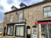 2 bedroom flat for sale in 8a Market Street Buxton SK17