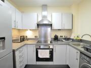2 bedroom flat for sale in Aspects Court, Slough, SL1