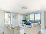 2 Bedroom Flat For Sale In Beckenham Hill, London