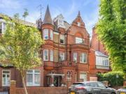 2 Bedroom Flat For Sale In Belsize Park, London