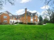 2 Bedroom Flat For Sale In Binfield