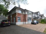 2 Bedroom Flat For Sale In Bournemouth, Dorset