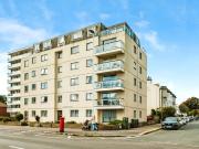 2 bedroom flat for sale in Brighton Road, Worthing, West...