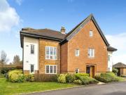 2 Bedroom Flat For Sale In Burpham, Guildford