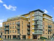 2 Bedroom Flat For Sale In Cambridge, Cambridgeshire