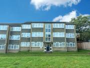 2 Bedroom Flat For Sale In Catford, London
