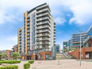 2 bedroom flat for sale in Centenary Plaza, Woolston,... 2 bedroom flat for sale in Centenary Plaza, Woolston,...