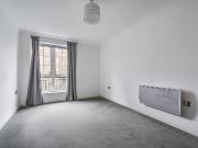 2 bedroom flat for sale in Central Reading, Riverside...