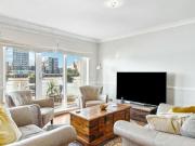2 Bedroom Flat For Sale In Chatfield Road