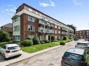 2 Bedroom Flat For Sale In Cheam, Sutton