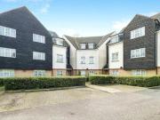 2 Bedroom Flat For Sale In Chigwell, Essex