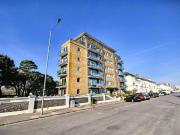 2 bedroom flat for sale in Chiswick Place, Eastbourne, BN21 2 bedroom flat for sale in Chiswick Place, Eastbourne, BN21