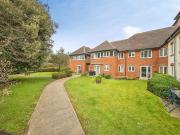 2 bedroom flat for sale in Cliff Lane, Ipswich, IP3