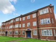 2 bedroom flat for sale in Court Road London SE9