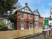 2 bedroom flat for sale in Cowper Road, Worthing, West...