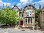 2 bedroom flat for sale in Crystal Palace Park Road,...