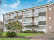 2 bedroom flat for sale in Dungannon Chase, Thorpe Bay, SS1 2 bedroom flat for sale in Dungannon Chase, Thorpe Bay, SS1
