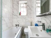 2 bedroom flat for sale in Earls Court Road, London, SW5