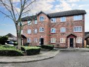2 bedroom flat for sale in Earlsfield Drive, Chelmer...