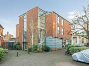 2 bedroom flat for sale in Exchange Square, Winchester, SO23