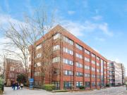 2 bedroom flat for sale in Farnsby Street, Swindon,...