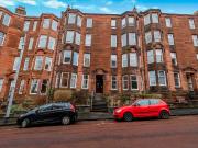 2 bedroom flat for sale in Garrioch Crescent, North...