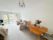 2 bedroom flat for sale in Grange Road, Eastbourne, BN21