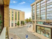 2 bedroom flat for sale in Great Northern Road,...