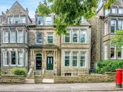 2 Bedroom Flat For Sale In Harrogate