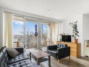 2 Bedroom Flat For Sale In Hendon, London