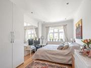 2 Bedroom Flat For Sale In Hendon, London