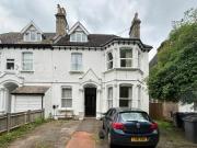 2 Bedroom Flat For Sale In Hendon, London