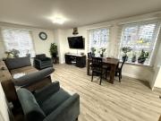 2 bedroom flat for sale in Heron House, Semington...