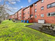 2 bedroom flat for sale in Kelvinside Drive, Flat 2/1,...