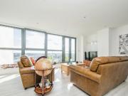 2 bedroom flat for sale in Key Street, Ipswich, Suffolk, IP4