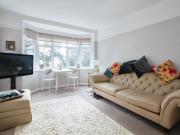 2 bedroom flat for sale in Knyveton Road, Bournemouth, BH1
