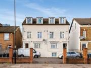 2 bedroom flat for sale in Lansdowne Road Croydon CR0