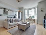 2 bedroom flat for sale in Lennox Road South, Southsea, PO5
