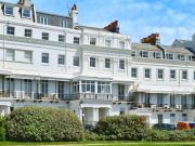 2 bedroom flat for sale in Lewes Crescent, Brighton, BN2
