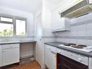 2 bedroom flat for sale in Lewes Road, Eastbourne, BN21