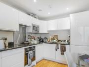 2 Bedroom Flat For Sale In Limehouse, London