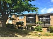 2 Bedroom Flat For Sale In Linslade