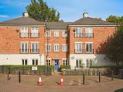 2 bedroom flat for sale in Lion Court, Worcester,...