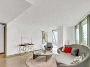 2 Bedroom Flat For Sale In London