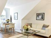 2 Bedroom Flat For Sale In London